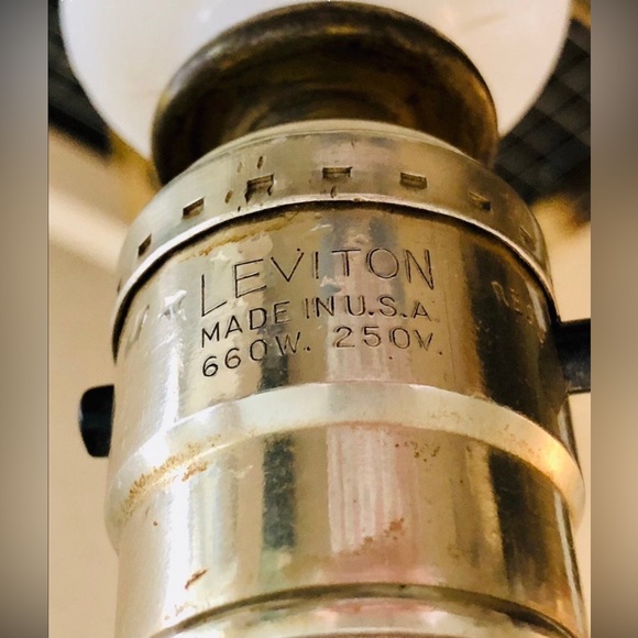 Vintage Shabby Decor Lamp Set - Picture 5 of 12